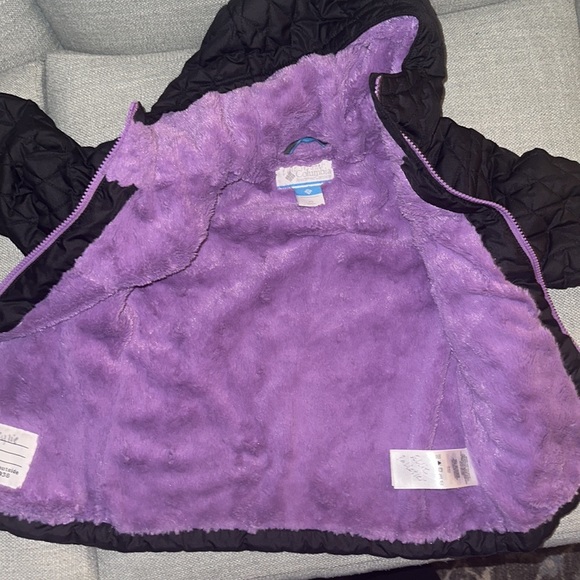 Quilted Fleece Lined Columbia Jacket - Picture 4 of 5